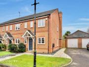 3 Bed, End of Terrace, Woodcote Mews, IG10 [INVESTMENT...