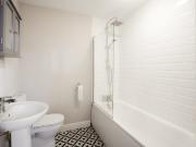 3 Bed Flat