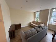3 Bed Flat, Adelaide Grove, W12