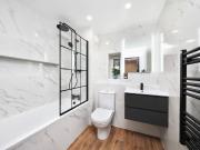 3 Bed Flat, Adrian House, E15