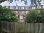 3 bed flat close to mainline station 3 bed flat close to mainline station