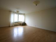 3 Bed Flat, Deverill Court, SE20