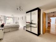3 Bed Flat, Dolben Court, SW1P