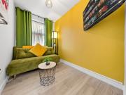 3 Bed Flat, Edmeston Close, E9