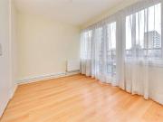 3 bed flat for sale