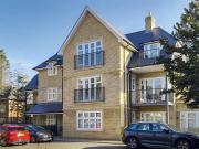 3 bed flat for sale