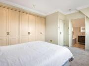 3 bed flat for sale