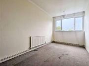 3 bed flat for sale