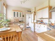 3 bed flat for sale