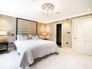 3 bed flat for sale