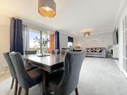 3 bed flat for sale