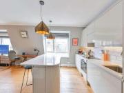 3 bed flat for sale