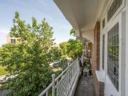 4 bed flat for sale