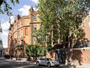 3 bed flat for sale