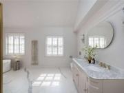 3 bed flat for sale