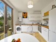 3 bed flat for sale