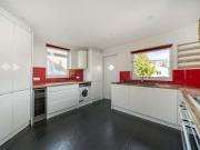3 bed flat for sale
