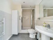 3 bed flat for sale