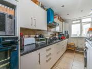 3 bed flat for sale