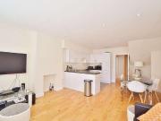 3 bed flat for sale