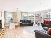 3 bed flat for sale