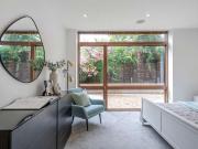 3 bed flat for sale