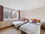 3 bed flat for sale