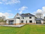 3 bed flat for sale