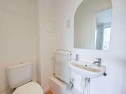 3 bed flat for sale