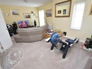 3 bed flat for sale