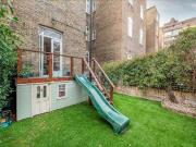 3 bed flat for sale
