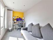 3 bed flat for sale