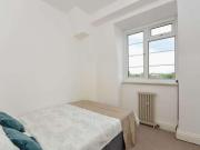 3 bed flat for sale