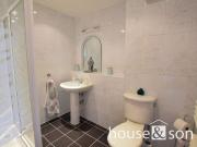 3 bed flat for sale