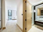 3 bed flat for sale