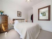 3 bed flat for sale