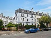 3 bed flat for sale