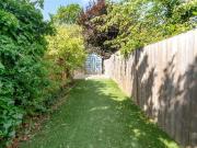 3 bed flat for sale