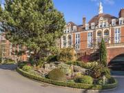 3 bed flat for sale