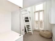 3 bed flat for sale