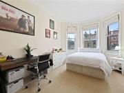 3 bed flat for sale