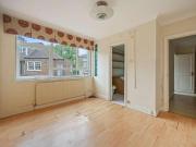 3 bed flat for sale