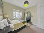 3 bed flat for sale