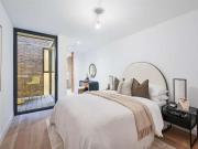 3 bed flat for sale