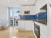 3 bed flat for sale