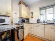 3 bed flat for sale