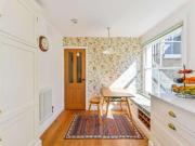 3 bed flat for sale