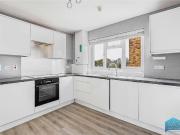 3 bed flat for sale