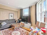 3 bed flat for sale