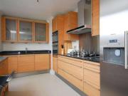 3 bed flat for sale